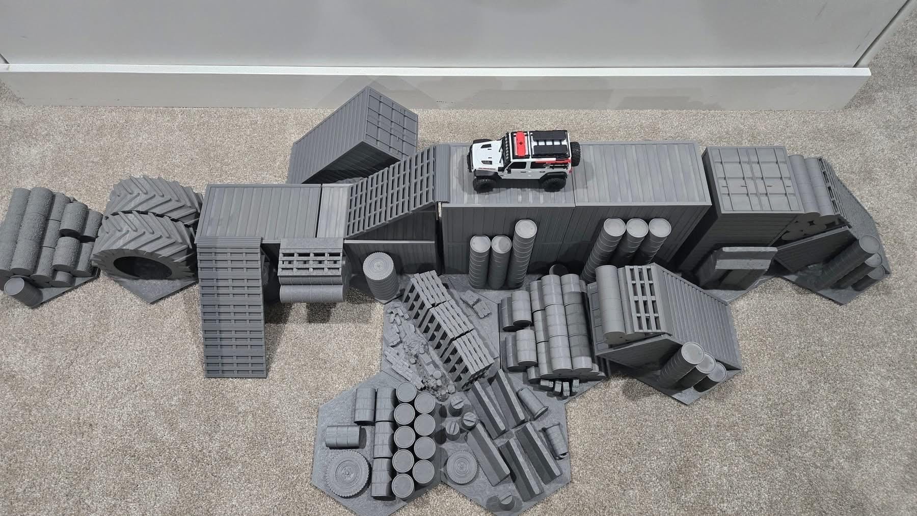 Crawlagon XL Landscape Base 1 (1/18–1/32 Scale)