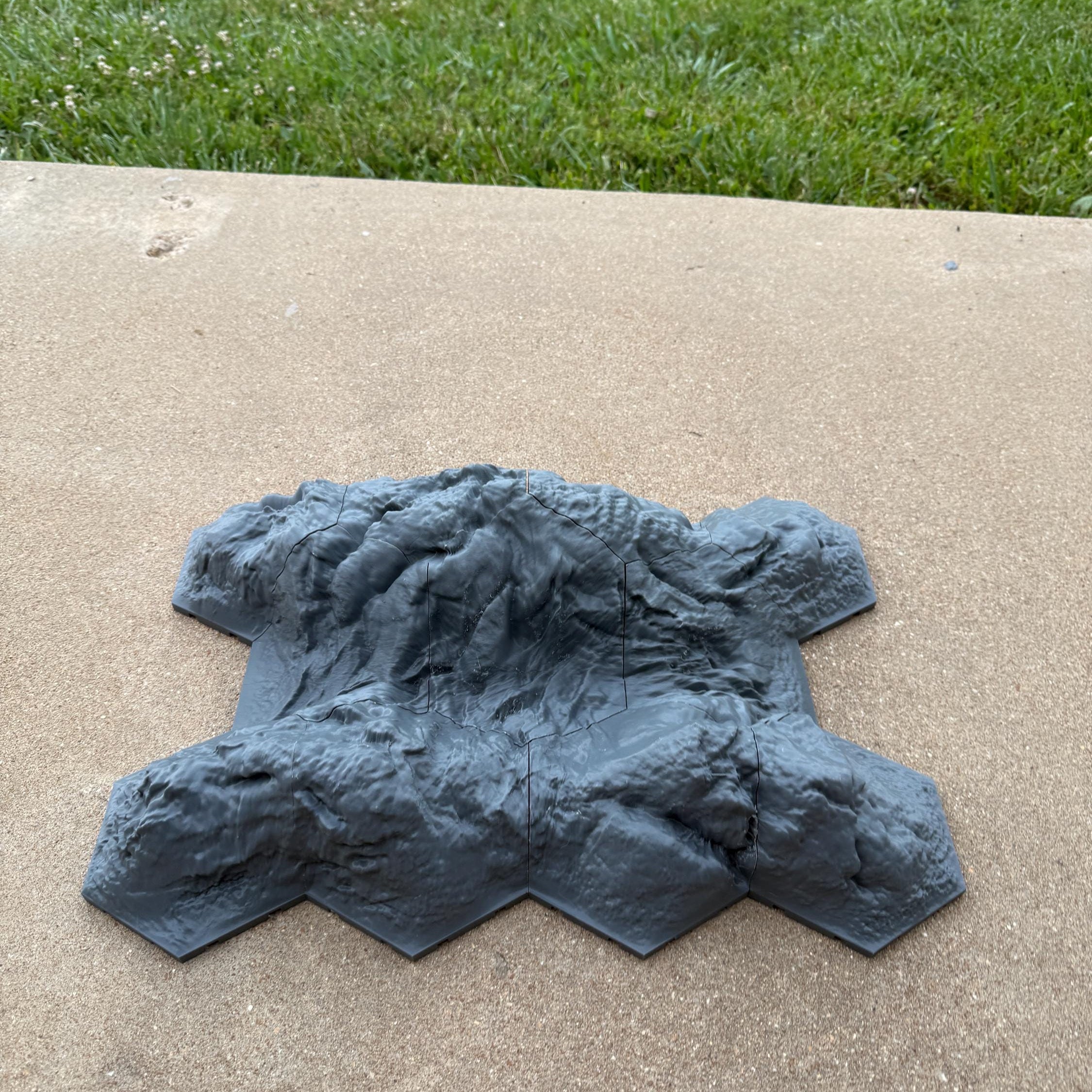 Crawlagon Terrain 8 (1/18–1/32 Scale)